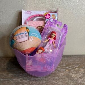 Disney Princess bundle toys lacing/ Easter basket
